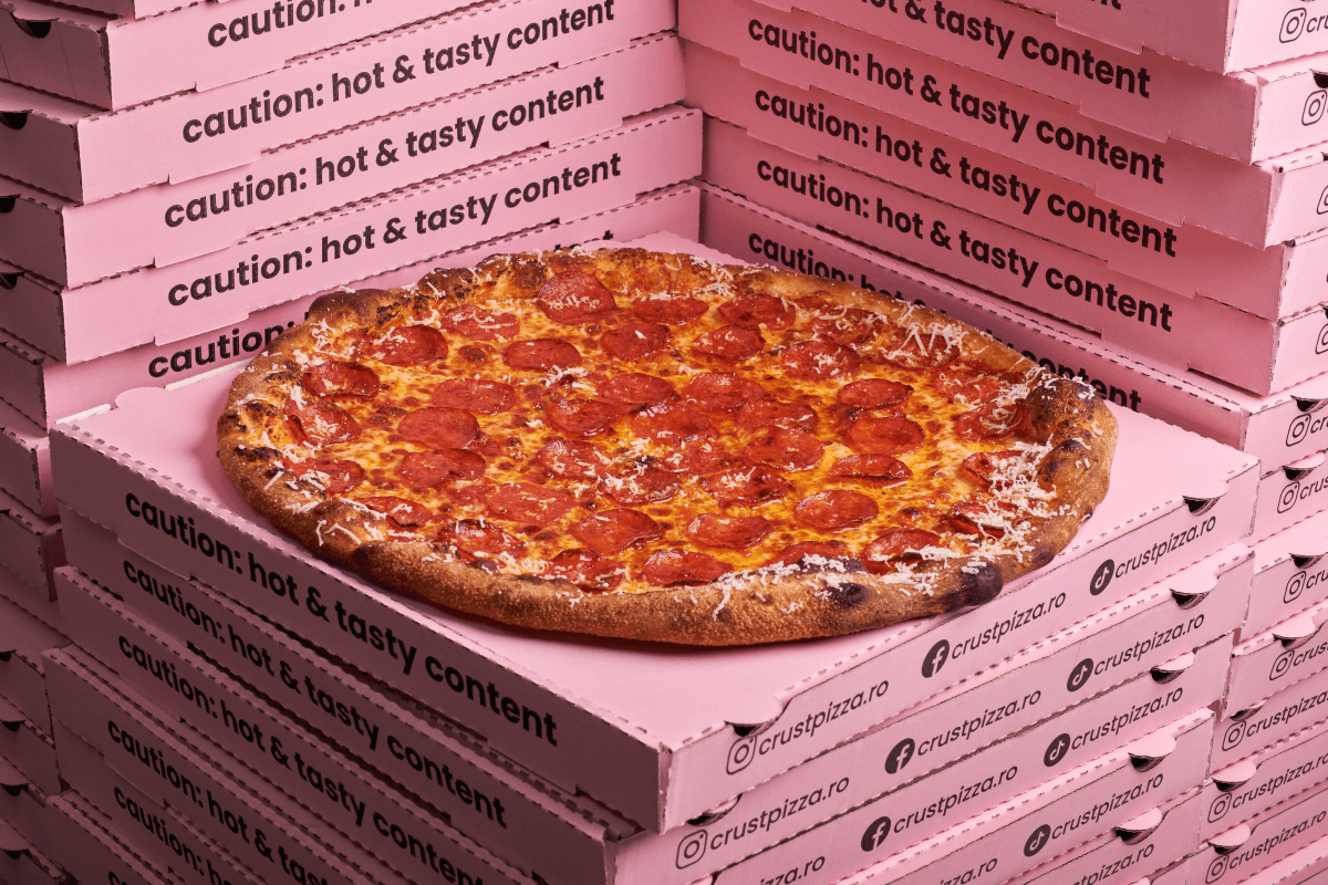 40CM PEPPERONI HOT HONEY