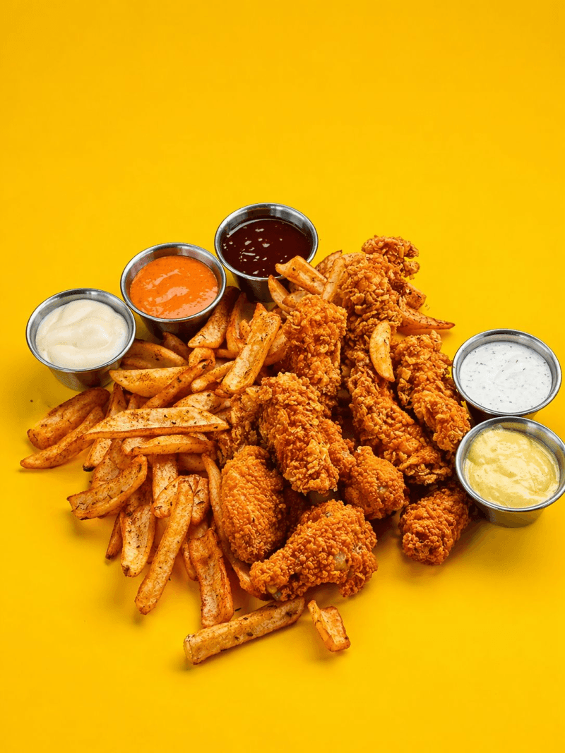 CHICKEN BUCKET